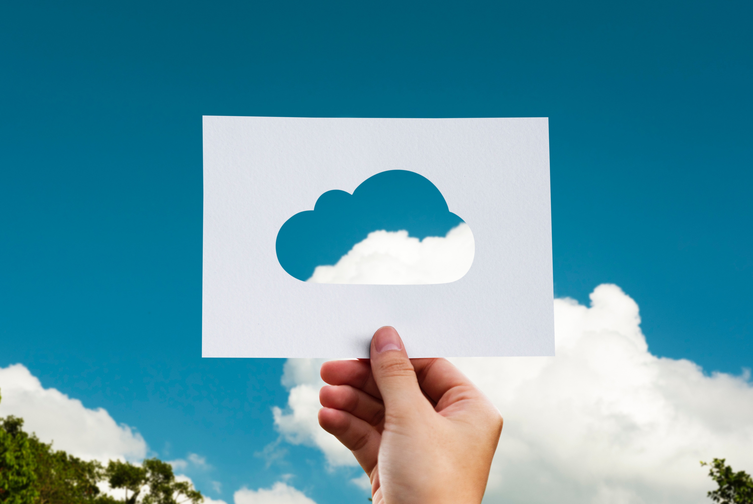 Moving Your Business Ahead with Cloud Training 4 Moving Your Business Ahead with Cloud Training
